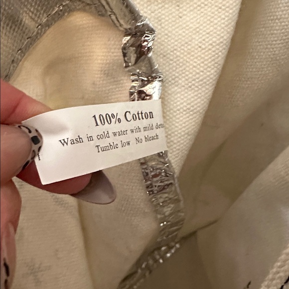 Brighton Happy Holidays Illustrated canvas cotton interior pocket tote/bag - Picture 11 of 16